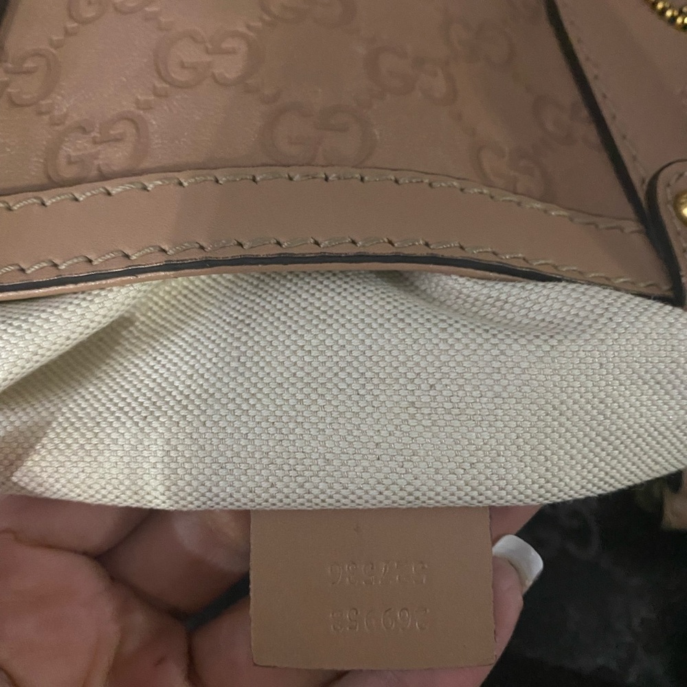 Gucci - Picture 3 of 15